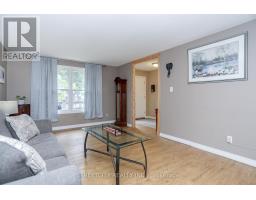 9 COTTONWOOD CRESCENT SW - 7