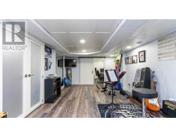 82 COMPTON CRESCENT - 35