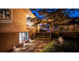 82 COMPTON CRESCENT - 48