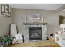 152 - 166 SOUTHDALE ROAD W - 11