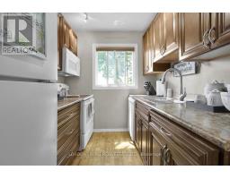 152 - 166 SOUTHDALE ROAD W - 15