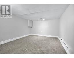 152 - 166 SOUTHDALE ROAD W - 26