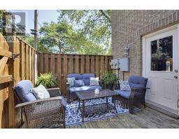 152 - 166 SOUTHDALE ROAD W - 32