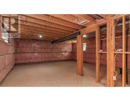 1824 FOXRIDGE CRESCENT - 27
