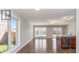 1824 FOXRIDGE CRESCENT - 8
