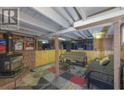 24 MAPLE STREET - 17
