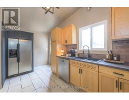 24 MAPLE STREET - 7