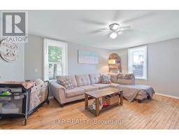 166 MEHRING AVENUE - 7