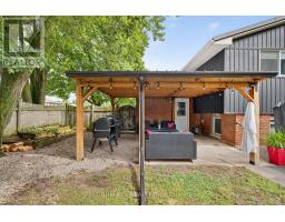2 ARVA COURT - 32