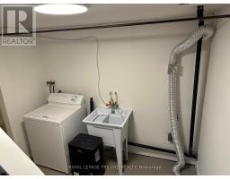 264 TROTT DRIVE - 24