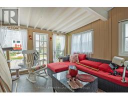 983 ORMSBY STREET - 21