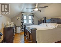 983 ORMSBY STREET - 22