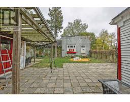 983 ORMSBY STREET - 28