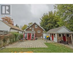 983 ORMSBY STREET - 31