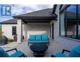 490 EAGLETRACE DRIVE - 47