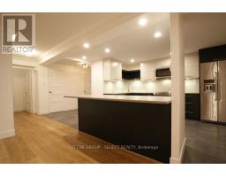1601 - 380 KING STREET - 23