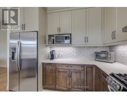 70 ACORN TRAIL - 15