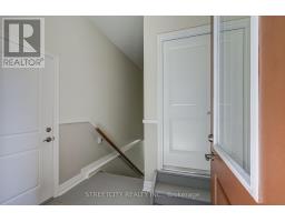 70 ACORN TRAIL - 31
