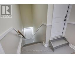 70 ACORN TRAIL - 32