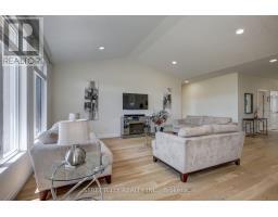 70 ACORN TRAIL - 6