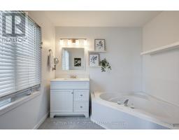 14 PONSFORD PLACE - 11