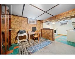 214 MANITOULIN DRIVE - 27