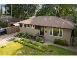 214 MANITOULIN DRIVE - 3