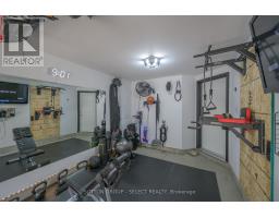 39 - 177 EDGEVALLEY ROAD - 37