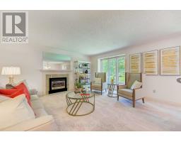 19 - 93 PINE VALLEY GATE - 27