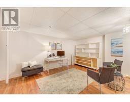 19 - 93 PINE VALLEY GATE - 36