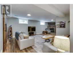 512 DARCY DRIVE - 17