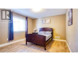 47 ASHBERRY PLACE - 7
