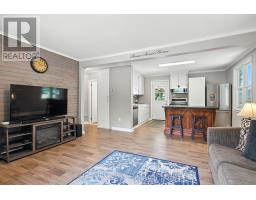 7 MAGEE STREET - 13