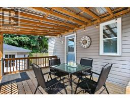 7 MAGEE STREET - 27