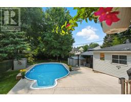 7 MAGEE STREET - 28