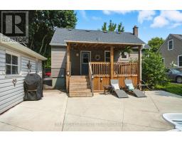 7 MAGEE STREET - 36