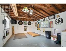 7 MAGEE STREET - 38
