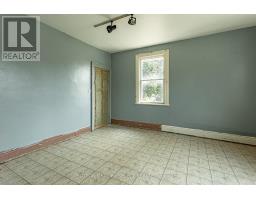 1064 WESTERN ROAD - 11