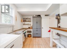 5746 GLENDON DRIVE - 19