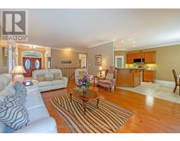 2285 LILAC AVENUE - 14