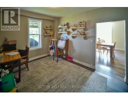 23615 GLEN OAK ROAD - 21