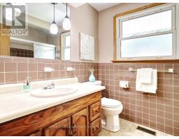 791 WESTBURY CRESCENT - 18
