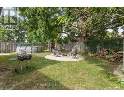 195 PORTSMOUTH CRESCENT E - 26