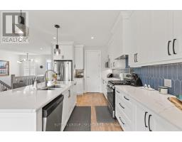 82 WAYSIDE LANE - 12