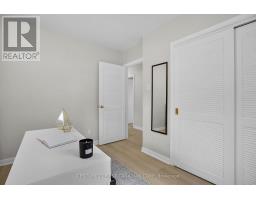 10 FRONTENAC ROAD - 23