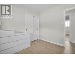 10 FRONTENAC ROAD - 25