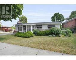 10 FRONTENAC ROAD - 3