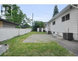 10 FRONTENAC ROAD - 32