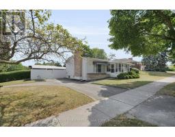 10 FRONTENAC ROAD - 4