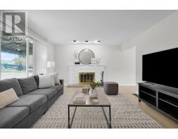 10 FRONTENAC ROAD - 9